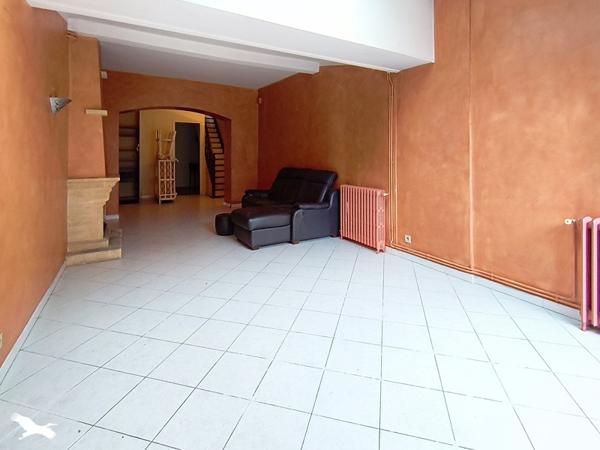 Immeuble à vendre 99 000 € Sainte-Foy-la-Grande 220 m² DPE D
