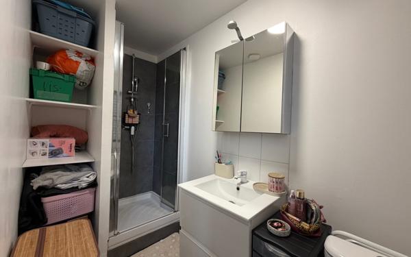 Appartement à louer    1 pièce • 27 m2 Trith-Saint-Léger