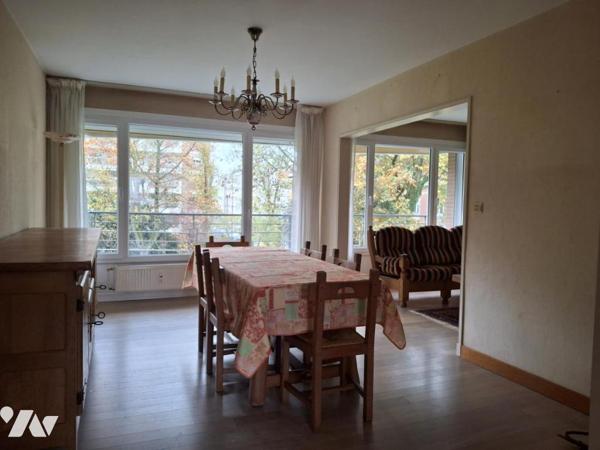 LILLE SAINT MAUR Appartement type 4 de 84m²-3 chambres-TERRASSE- GARAGE et cave. 