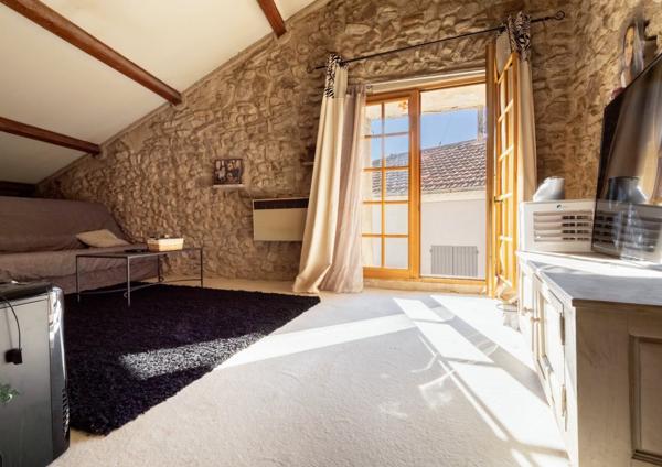 Maison à vendre    4 pièces • 65 m2 Sigonce