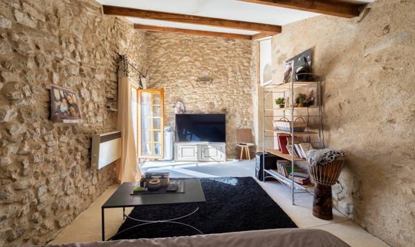 Maison à vendre    4 pièces • 65 m2 Sigonce