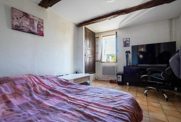 Maison à vendre    4 pièces • 65 m2 Sigonce