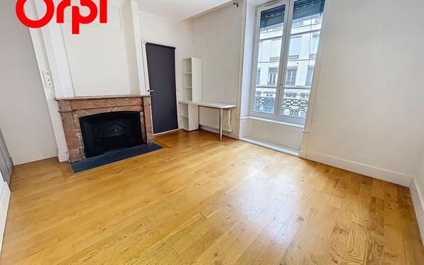 Appartement à vendre    3 pièces • 66 m2 Lyon 2