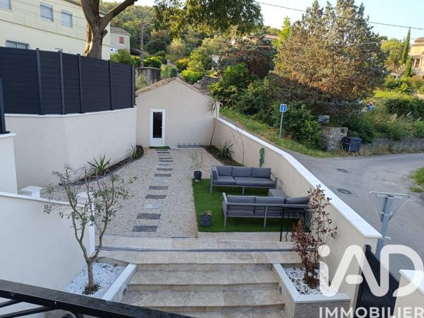 Maison à vendre 6 pièces 120 m² Saint-Julien-les-Rosiers