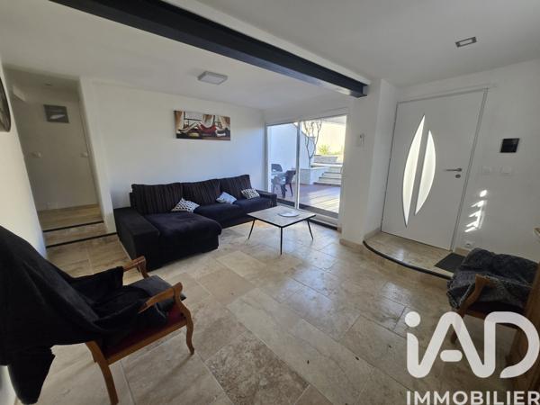 Maison à vendre 6 pièces 120 m² Saint-Julien-les-Rosiers