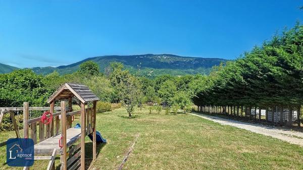 Maison Individuelle 185 m² Rénové Proche Gare et Commerce Parcelle 2 020m²