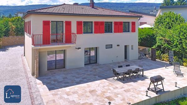 Maison Individuelle 185 m² Rénové Proche Gare et Commerce Parcelle 2 020m²