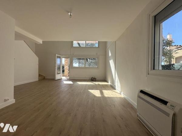 A VENDRE - TOULON (VAR) 83000 - QUARTIER FARON - MAISON MITOYENNE T4 DE 81.85 M2 + GARAGE - APP...