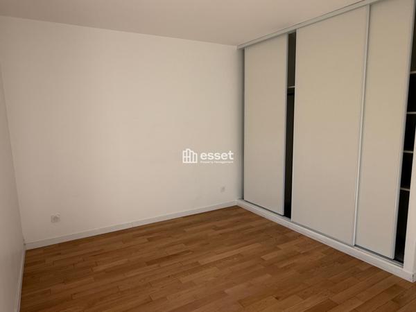 Location Appartement 3 pièces 76 m² - Saint-cloud 92210