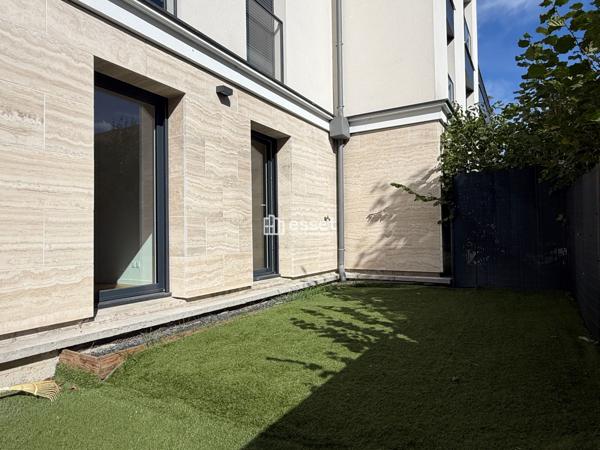 Location Appartement 3 pièces 76 m² - Saint-cloud 92210