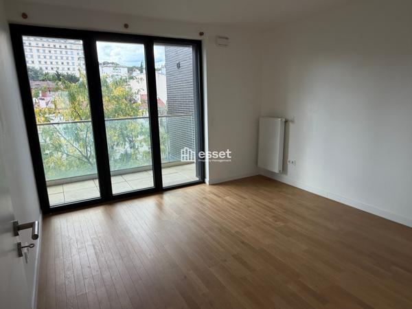 Location Appartement 4 pièces 86.2 m² - Suresnes 92150