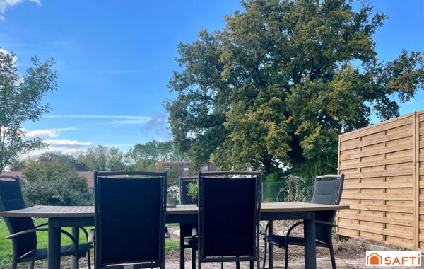 105 m2 habitables rénové.3 chambres.petit terrain