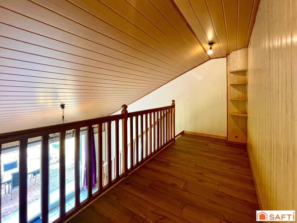 105 m2 habitables rénové.3 chambres.petit terrain