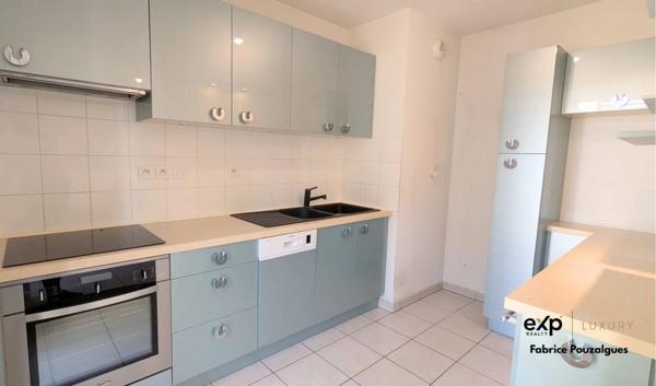 Appartement T3 lumineux avec balcon et parking sécurisé