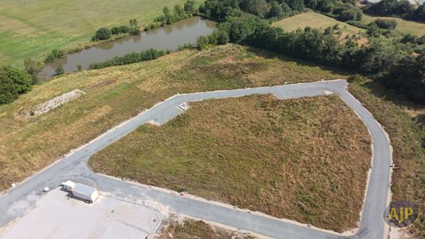 Vente terrain Apremont : 61 000 € - AJP Immobilier Challans