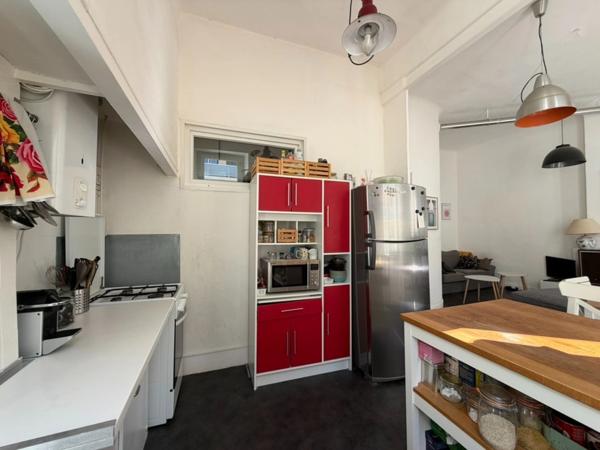Vente Appartement T3/T4 77 m² Marseille 1er – Quartier Longchamp (Charmant 3 Fenêtres Marseillais)