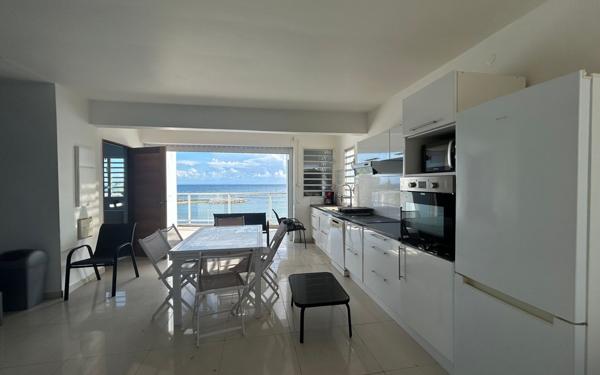 Appartement à vendre    4 pièces • 129 m2 Saint-François
