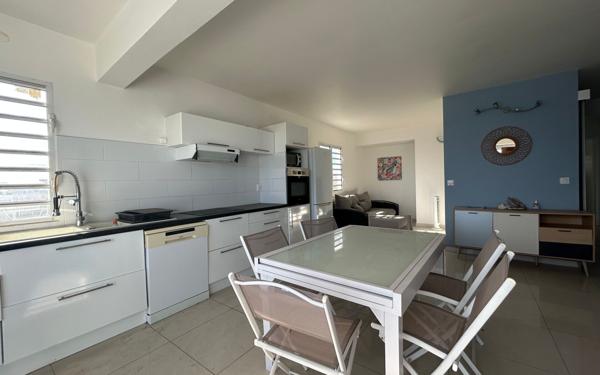 Appartement à vendre    4 pièces • 129 m2 Saint-François