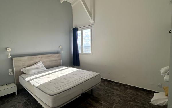 Appartement à vendre    4 pièces • 129 m2 Saint-François