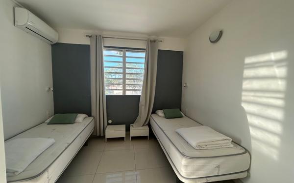 Appartement à vendre    4 pièces • 129 m2 Saint-François