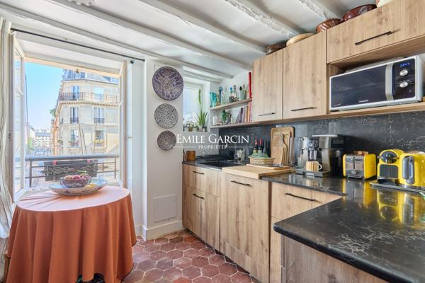 A vendre - appartement duplex - 122 m²  - dernier étage - Paris 75011 - Village Faidherbe