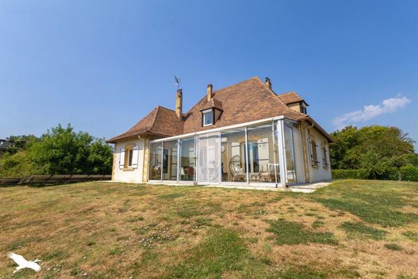 Maison à vendre 365 500 € Port-Sainte-Foy-et-Ponchapt 4 p 170 m² DPE C