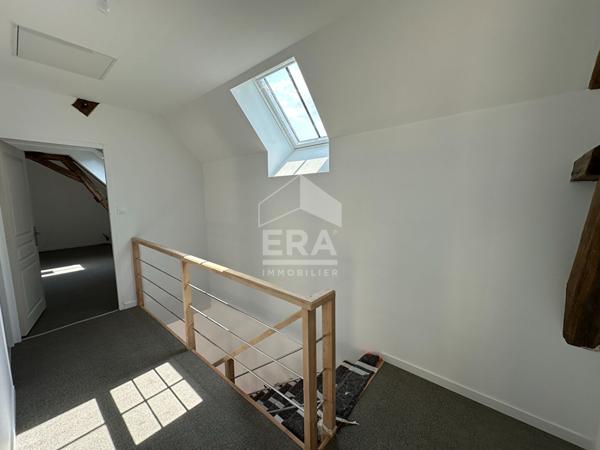 CHATEAUROUX - Maison 145 m² H - dépendances - cour -
