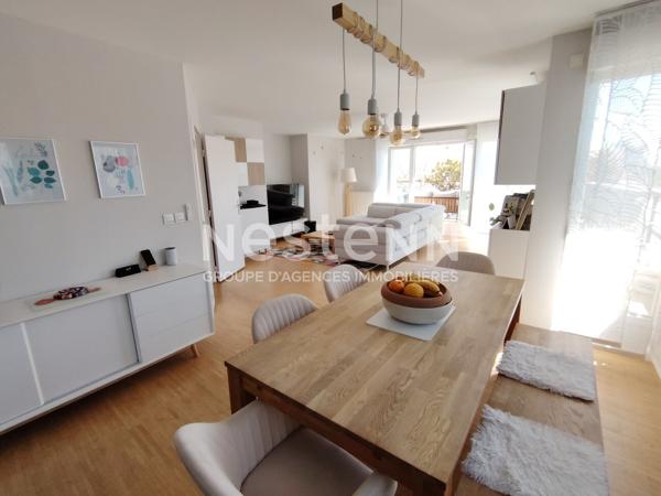 A VENDRE GUYANCOURT La Mare Jarry, superbe 5 pièces duplex118 m² (145m² utiles) en roof top avec grande terrasse et ascenseur