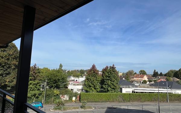 Appartement à vendre    3 pièces • 92,33 m2 Bizanos