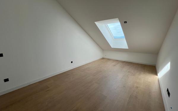 Appartement à vendre    3 pièces • 92,33 m2 Bizanos