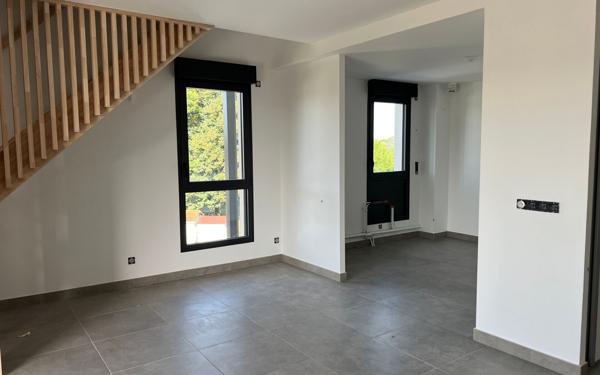 Appartement à vendre    3 pièces • 92,33 m2 Bizanos