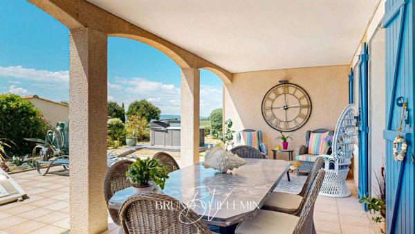 VILLA 4 CHAMBRES + STUDIO - SECTEUR RESIDENTIEL