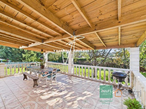 Maison plain-pied 89m² 3 chambres terrasse garage jardin de 1000m²