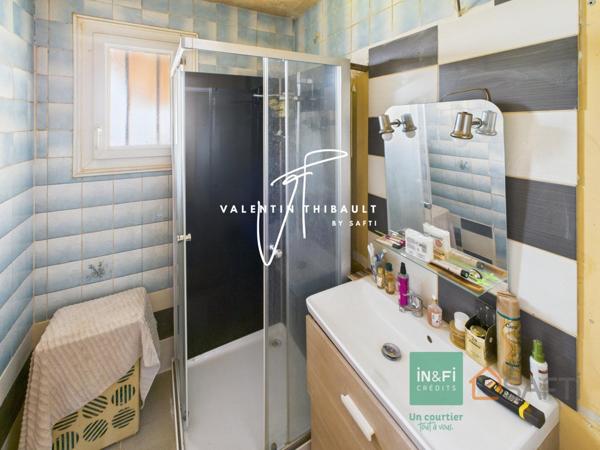 Maison plain-pied 89m² 3 chambres terrasse garage jardin de 1000m²