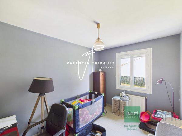 Maison plain-pied 89m² 3 chambres terrasse garage jardin de 1000m²