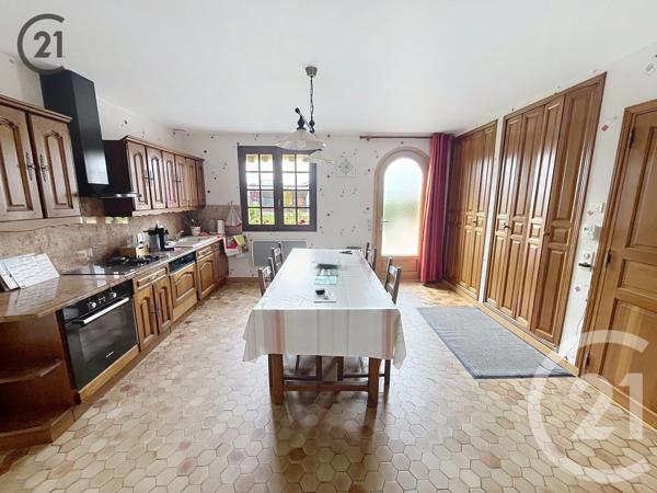 Maison à vendre  6 pièces - 144,68 m 2   CHABLIS  - 89