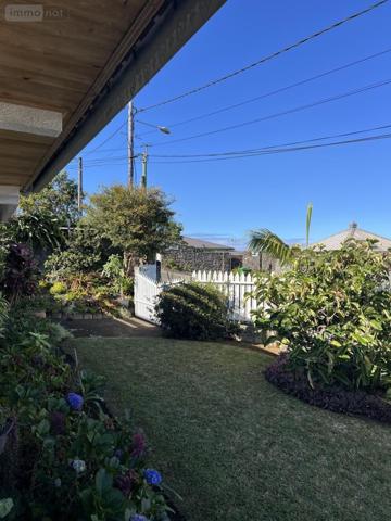 Maison à vendre à Saint-Pierre à la Réunion (97410), ref : 97411-327