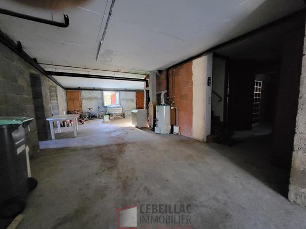 Maison 9 pièce(s) 7 chambre(s) 222 m²