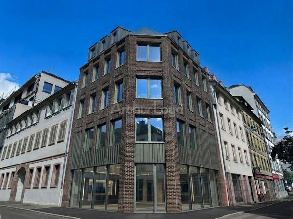BUREAUX à LOUER de 293 m²