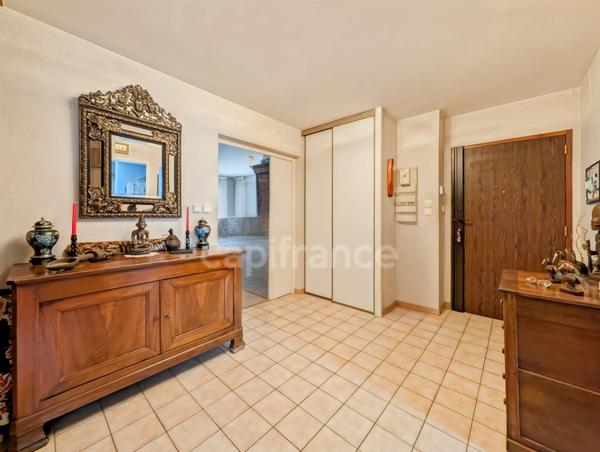 Appartement de standing à vendre 7 pièces CHALON SUR SAONE (71) Garage terrasse et balcon !