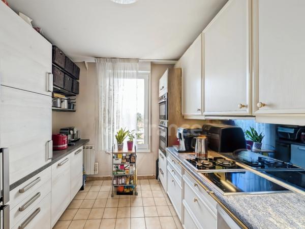 Appartement de standing à vendre 7 pièces CHALON SUR SAONE (71) Garage terrasse et balcon !