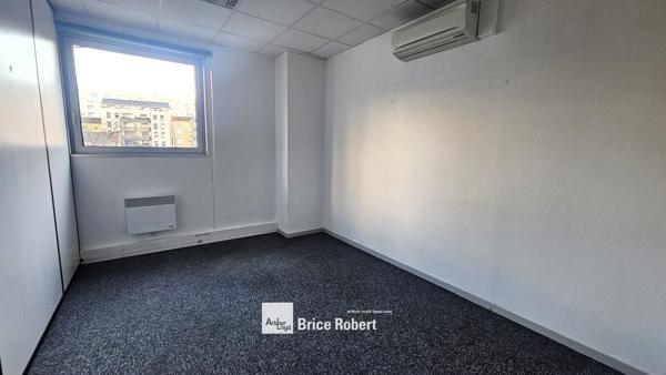 Location bureaux fonctionnels à Villeurbanne accessibilité optimale transports
