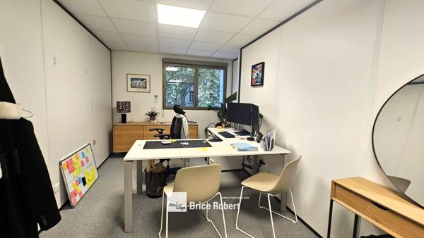 Bureaux à louer Lyon 3ème immeuble rénové proximité transports et Part Dieu