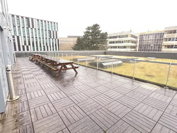 Bureaux à louer à Nantes proche transports et centre commercial Beaulieu