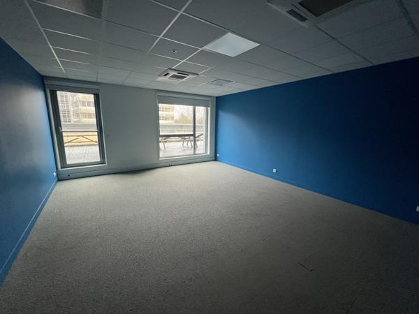 Bureaux à louer à Nantes proche transports et centre commercial Beaulieu