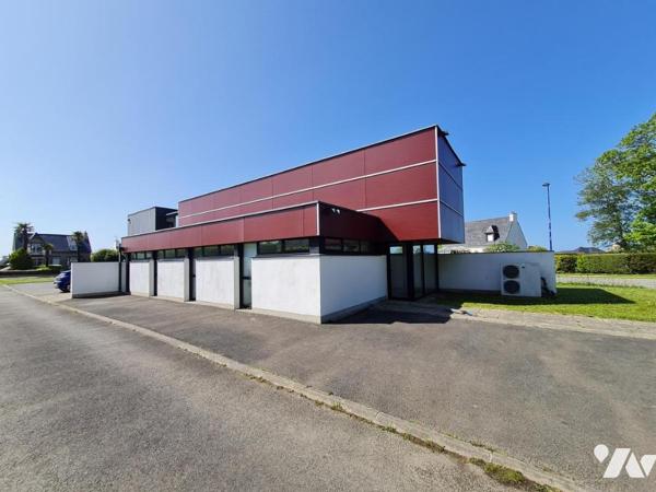 2315 - Immeuble de bureaux 209m² avec très bonne visibilité