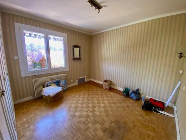 Pavie - Au cœur d'un parc clôturé, jolie maison 114m2, piscine + sous-sol complet