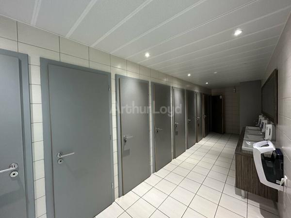 BUREAUX à LOUER de 1762 m²