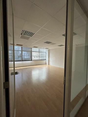 BUREAUX à LOUER de 1762 m²