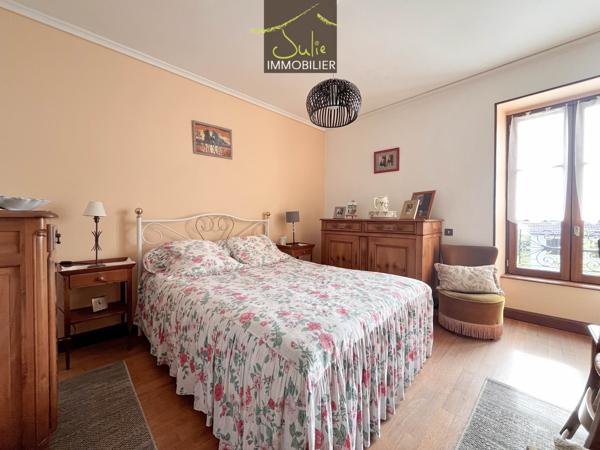 Jolie Maison proche de BRESSUIRE.